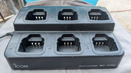 ICOM BC-121N Radio Battery Charger 6-Unit Multi-Charger