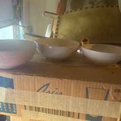 22 Total Miscellaneous Bowls 