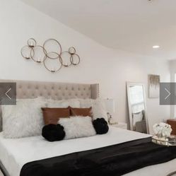 Z gallerie Roberto king Size Bed Frame