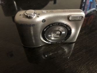 Nikon coolpix camera( works great )