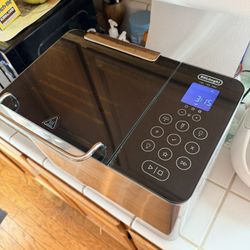 Delonghi 2.0lb Bread Maker