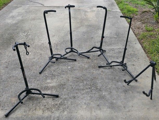 6 Guitar Stands