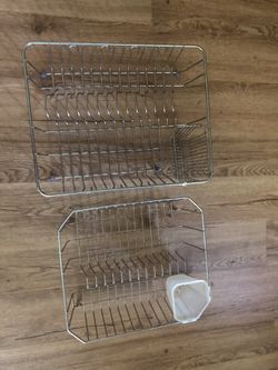 Dish drainer