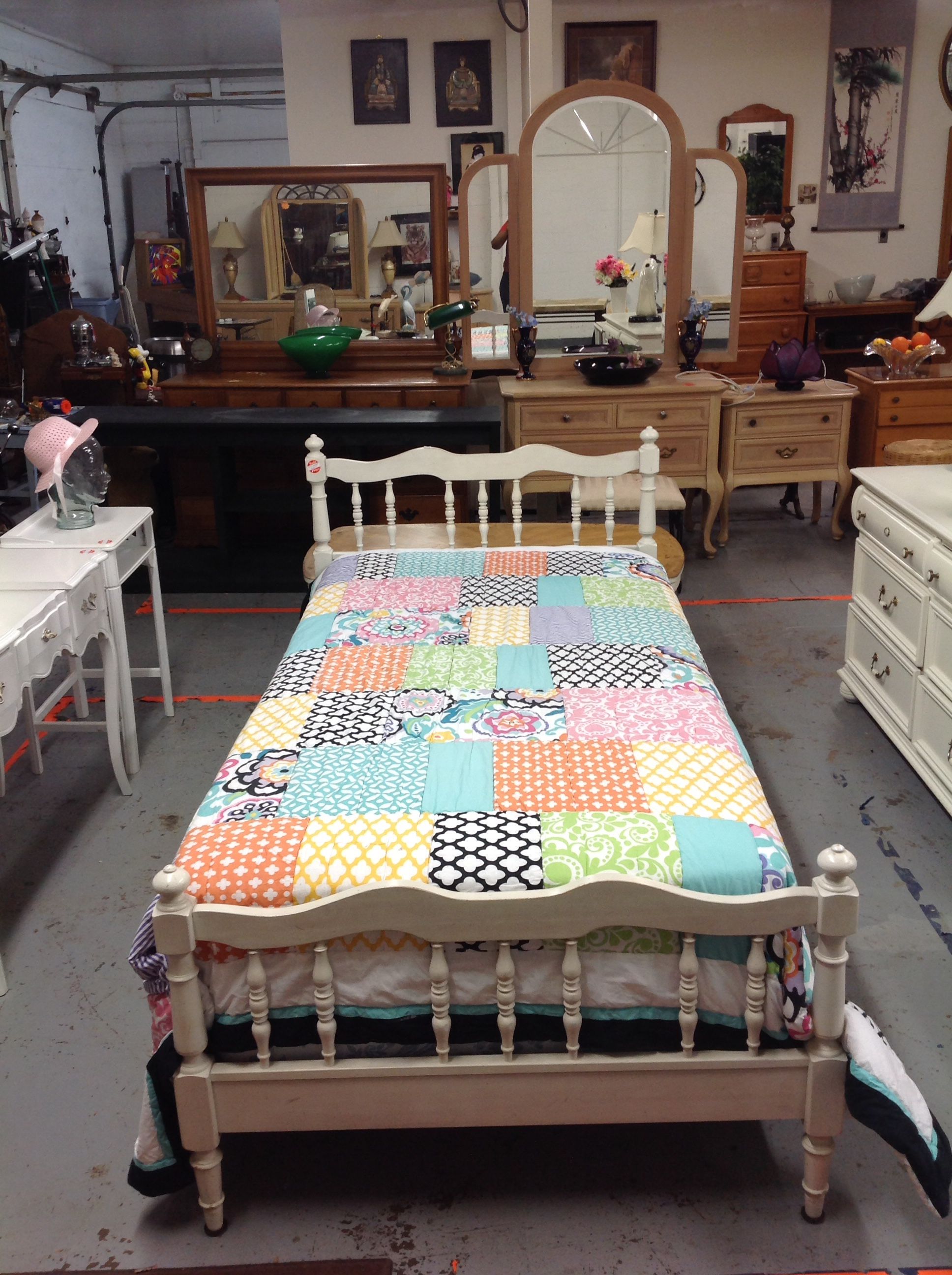 Complete Twin Bed Set for Sale π