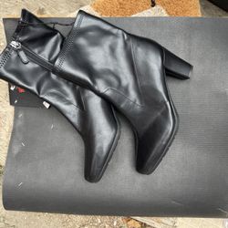 Botas Aerosoles Women Size 9.5 New