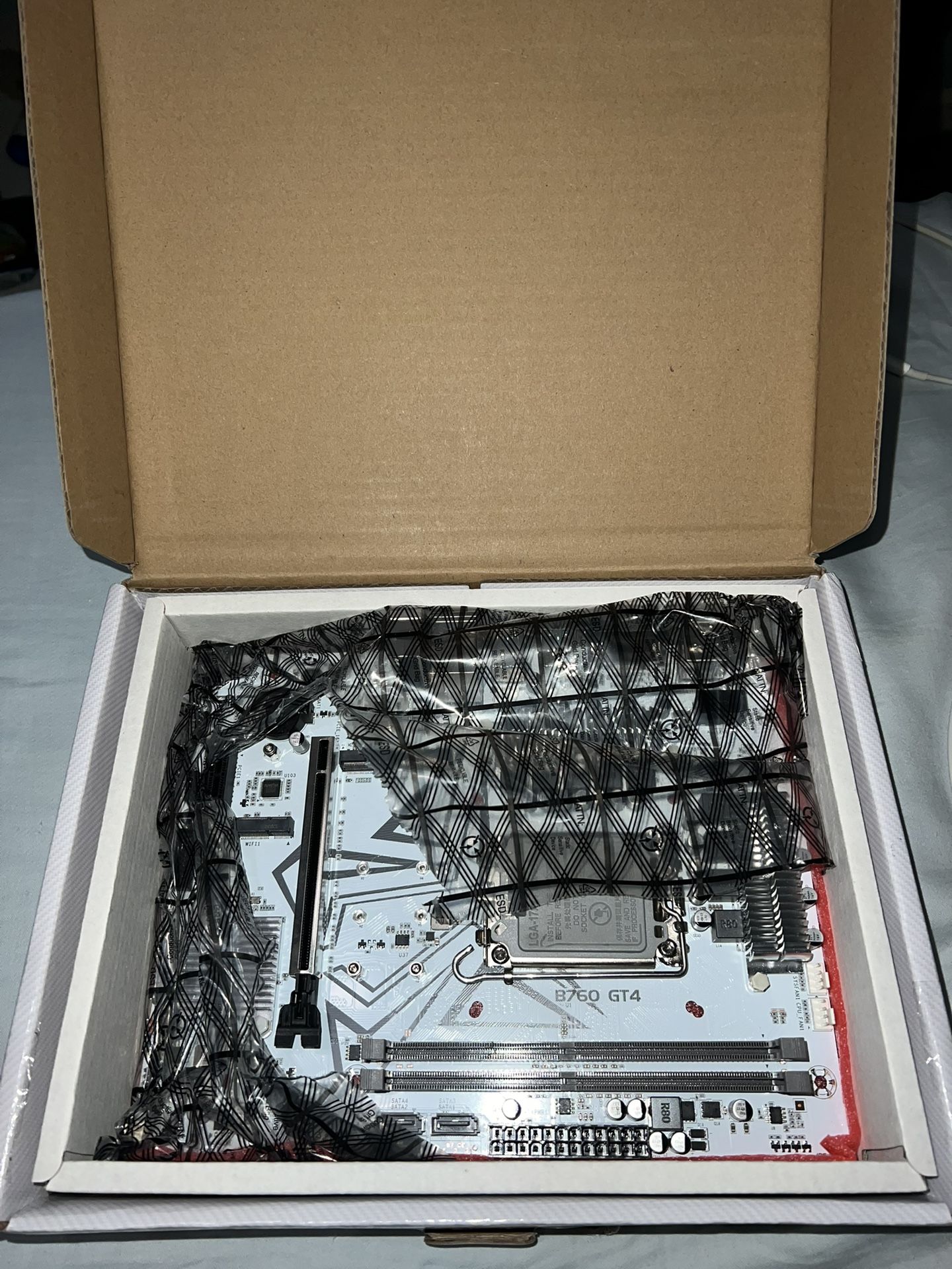 MACHINIST B760 GT4 LGA 1700 motherboard