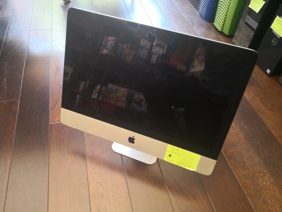 Apple iMac 21.5" 2010 with i3 @3.06GHz, 8GB RAM, 240GB SSD, 21.5" Screen, MacOS High Sierra