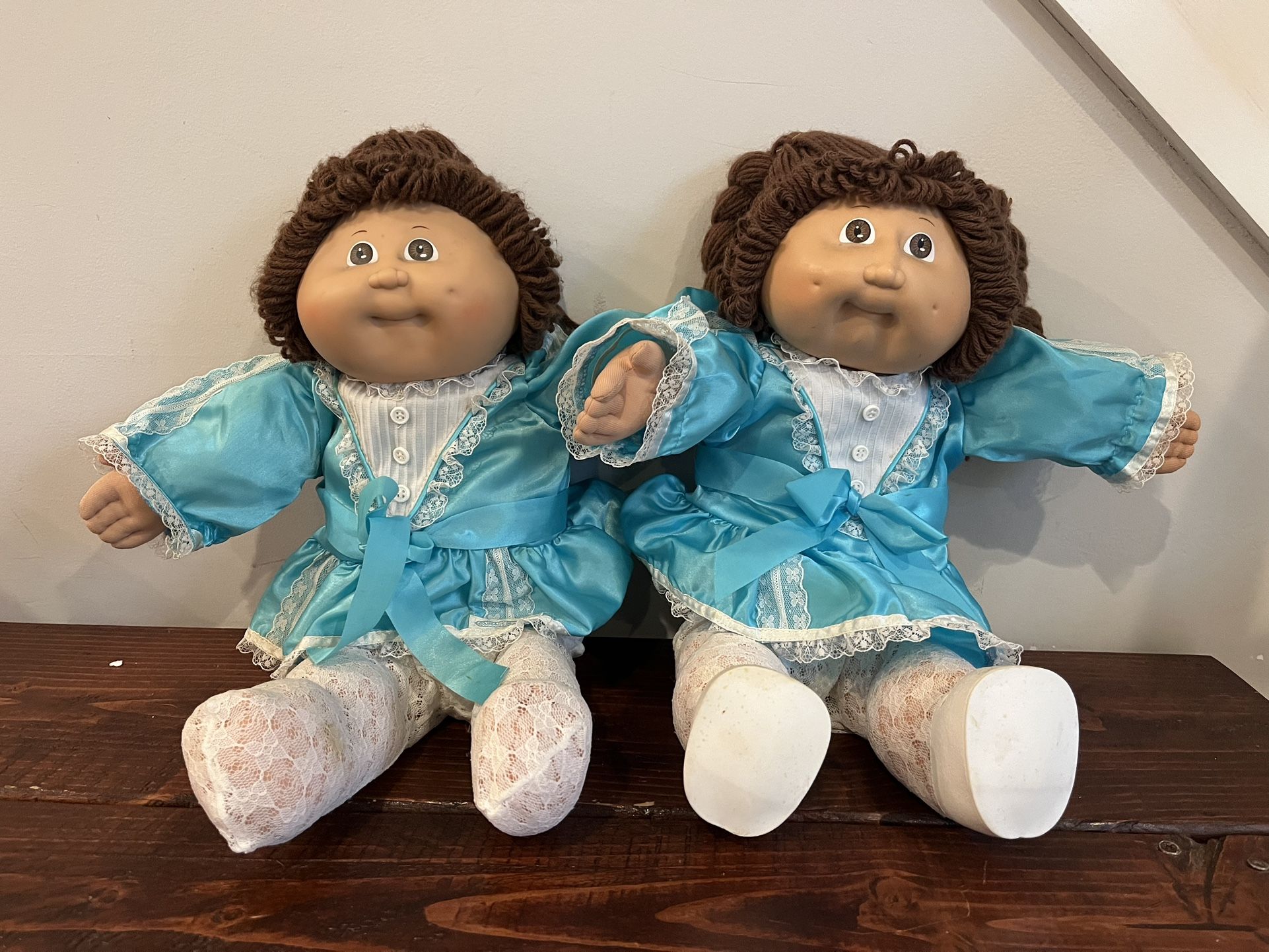Cabbage Patch Girl Doll Twins 16" Brown Hair & Eyes Matching Outfit 1985 Vintage