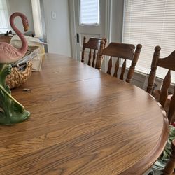 Dining Table/leaf 6 Chairs