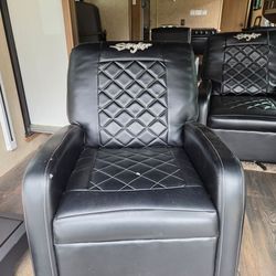 Two Rv rocker/swivle chairs