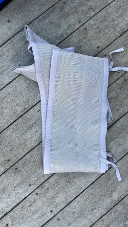 Crib bumper (breathable)