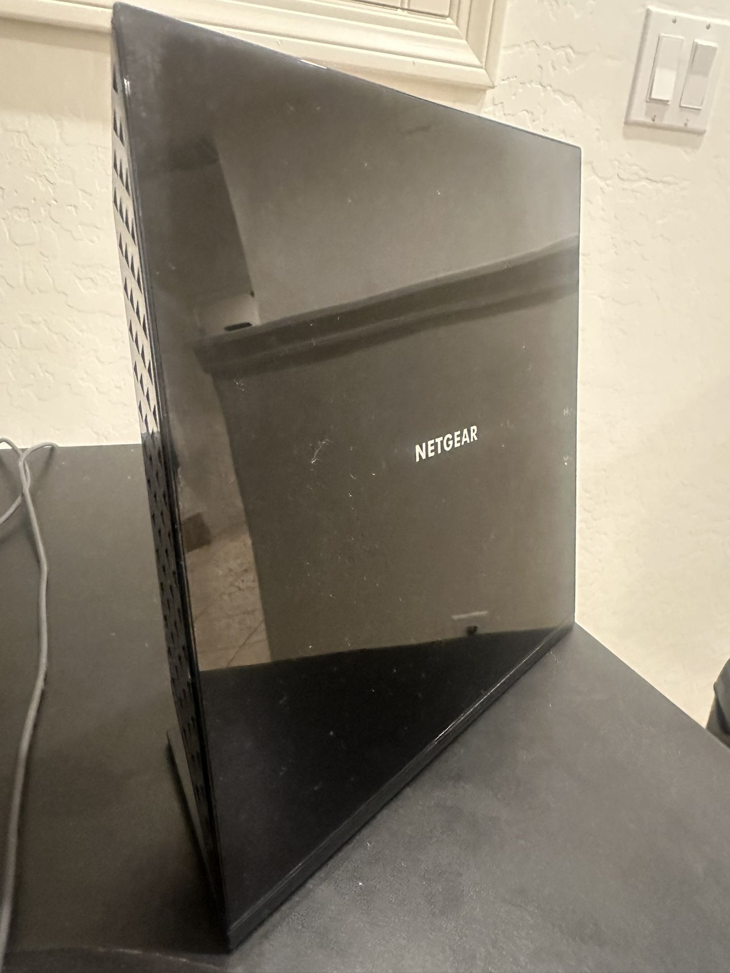 Netgear AC1600 Modem/Router (C6250) – Works Great – $20 Firm