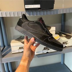 Travis Scott Phantom Jordan 1 Low