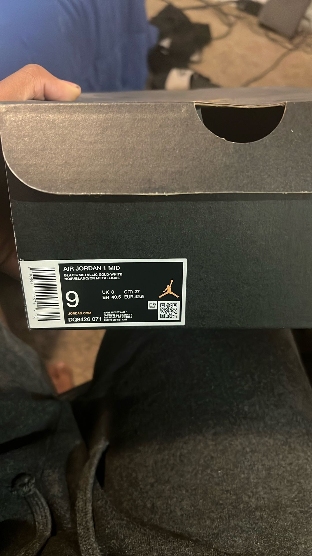 Jordan 1 Mid Size 9
