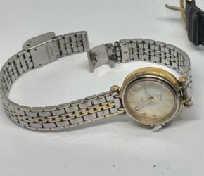 Vintage Timex Quartz Women's Two-Tone Watch