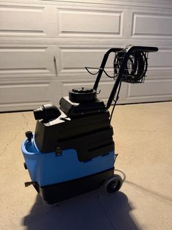 Mytee Lite 8070 Heated Carpet Extractor - Like New
