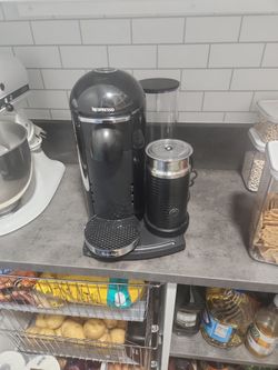 VertuoPlus Deluxe Black & Aeroccino3 Milk Frother

