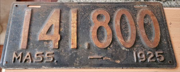 Vintage 1925 Massachusetts license plate