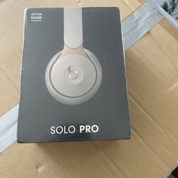 Beats Solo Pro Wireless Noise Cancelling On-Ear Headphones - Gray