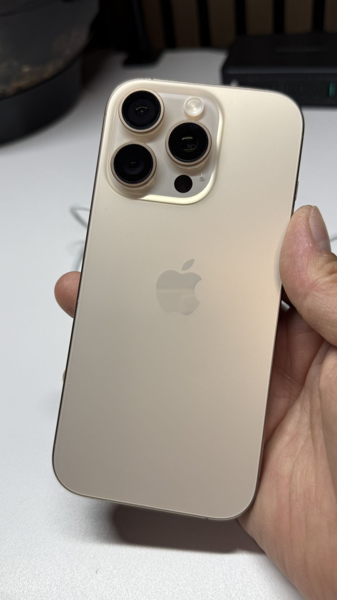 iPhone 16 Pro 128GB , Carrier Verizon Only