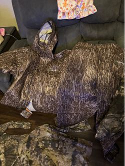 Camo, clothing
