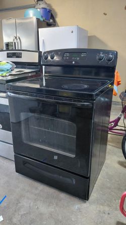 ✨️GE glass Stove Black ✨️