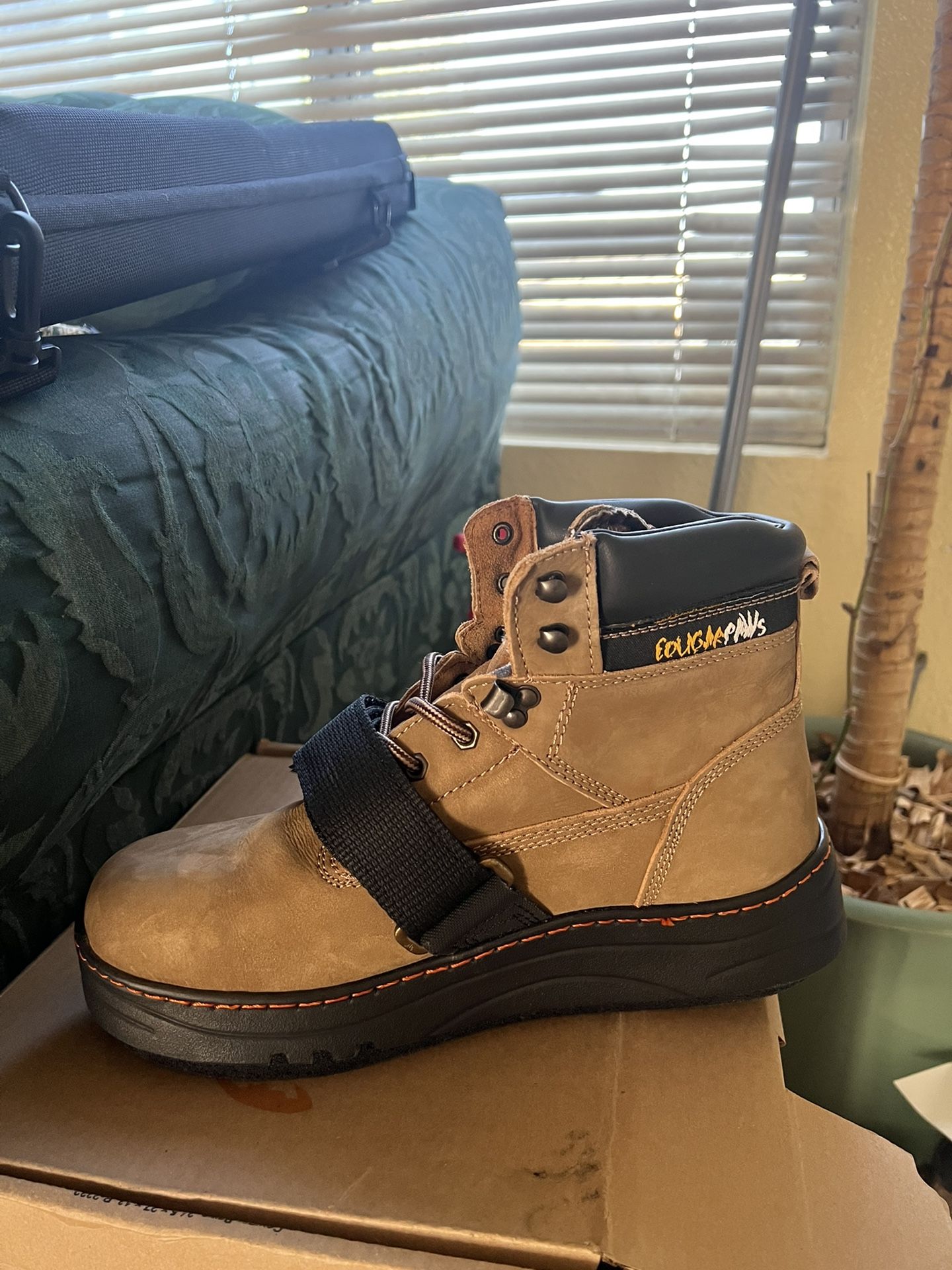 New Cougar Paws Work Boots