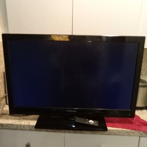 Toshiba Flat Screen TV