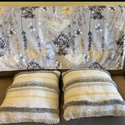 Super Soft Throw Blanket and (2) 20” Pillows (Yellow, Ivory, Brown, Gray) SUPER SOFT!