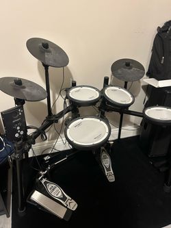 Selling my Roland V-Drums TD-07DMK electronic drum kit. Everything works and is in good used condition.
