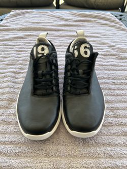 Black KSwiss 9M