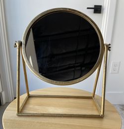 Round Brushed Gold Table Vanity Mirror 