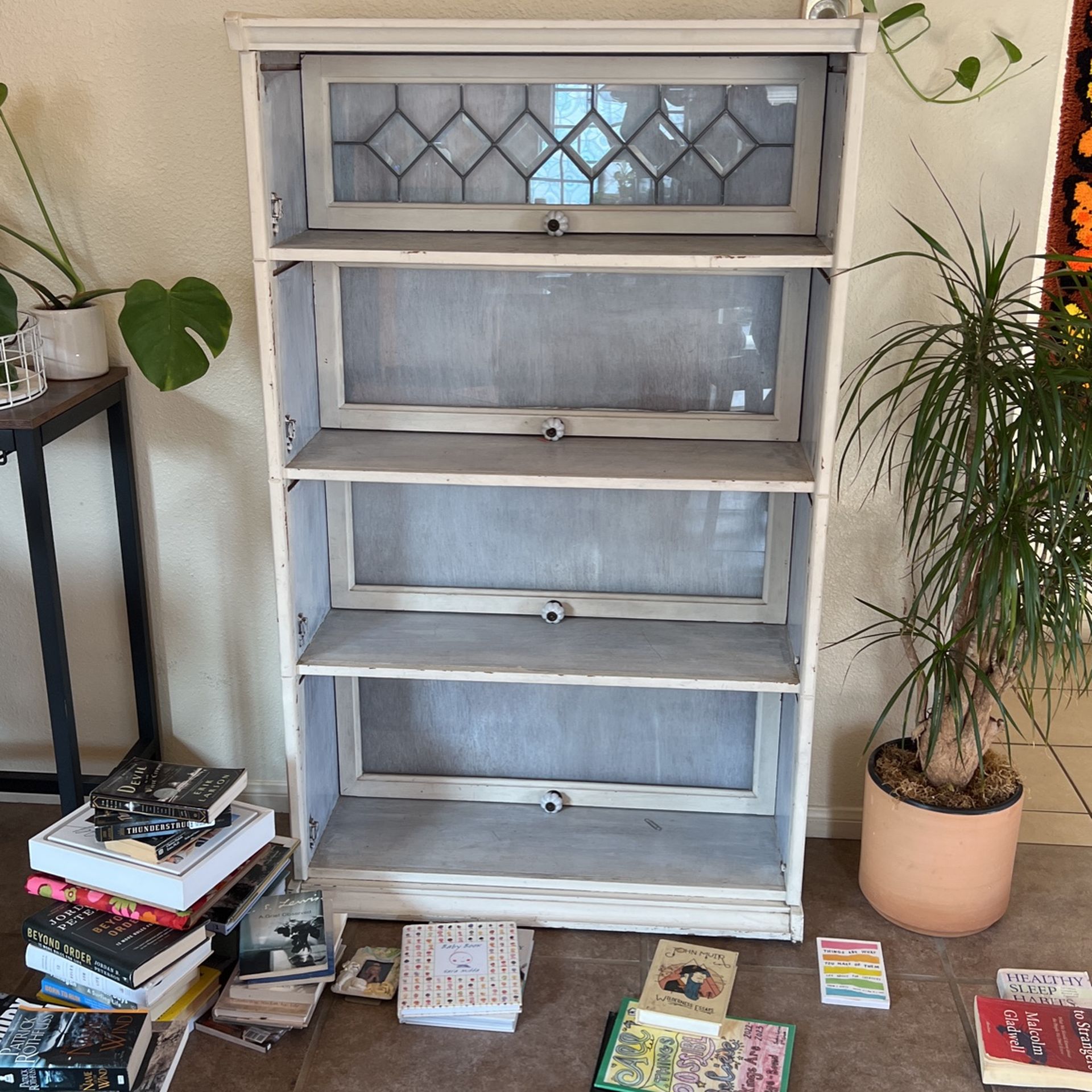Free Bookshelf