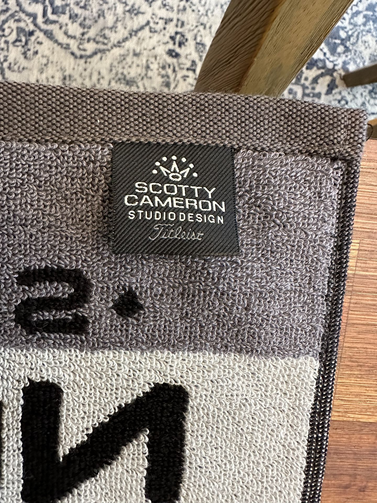 Scotty Cameron Studio Design Golf Towel” NEW Scotty Cameron Gallery Large Fade Stack Players Golf Towel