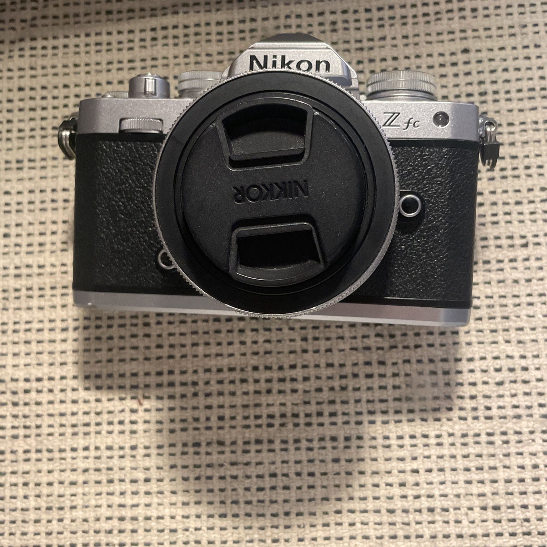 nikon zfc Mirrorless Cameras