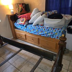 Kids Twin Bed