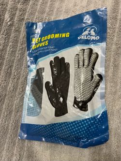 DELOMO Pet Grooming Glove