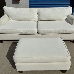 Living Spaces Couch with ottoman 🛻Delivery Available🛻