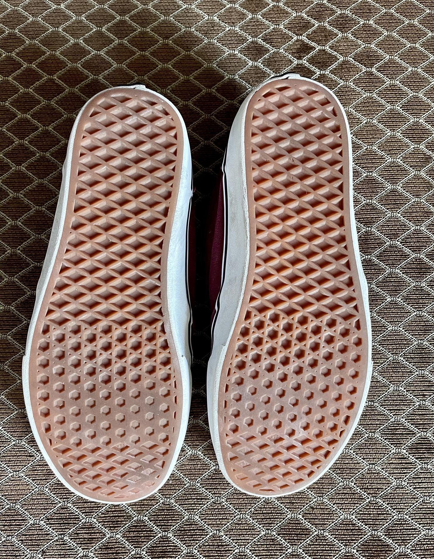 Vans Men Size 10 Burgundy/Red