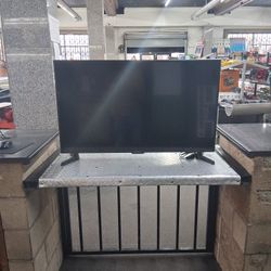 Insignia 43" Smart 4k Tv