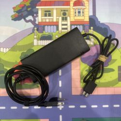 Xbox 360 Slim Power Brick 