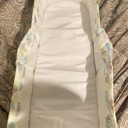 Portable Bassinet 