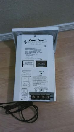 Newmar 24 volt battery charger marine boats RV smart charger 115/230 VAC tools Auto camping solar battery storage