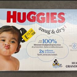 Huggies Size 4 Snug Dry -Diapers -Pañales 