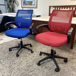 Adjustable Ergonomic Computer Chair Office Chairs $19.99 each 