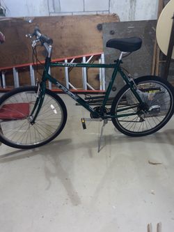 Trek 820 mountain bike