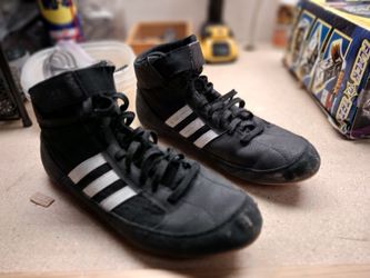 Adidas wrestling shoes 7