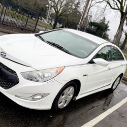 2012 Hyundai Sonata Hybrid