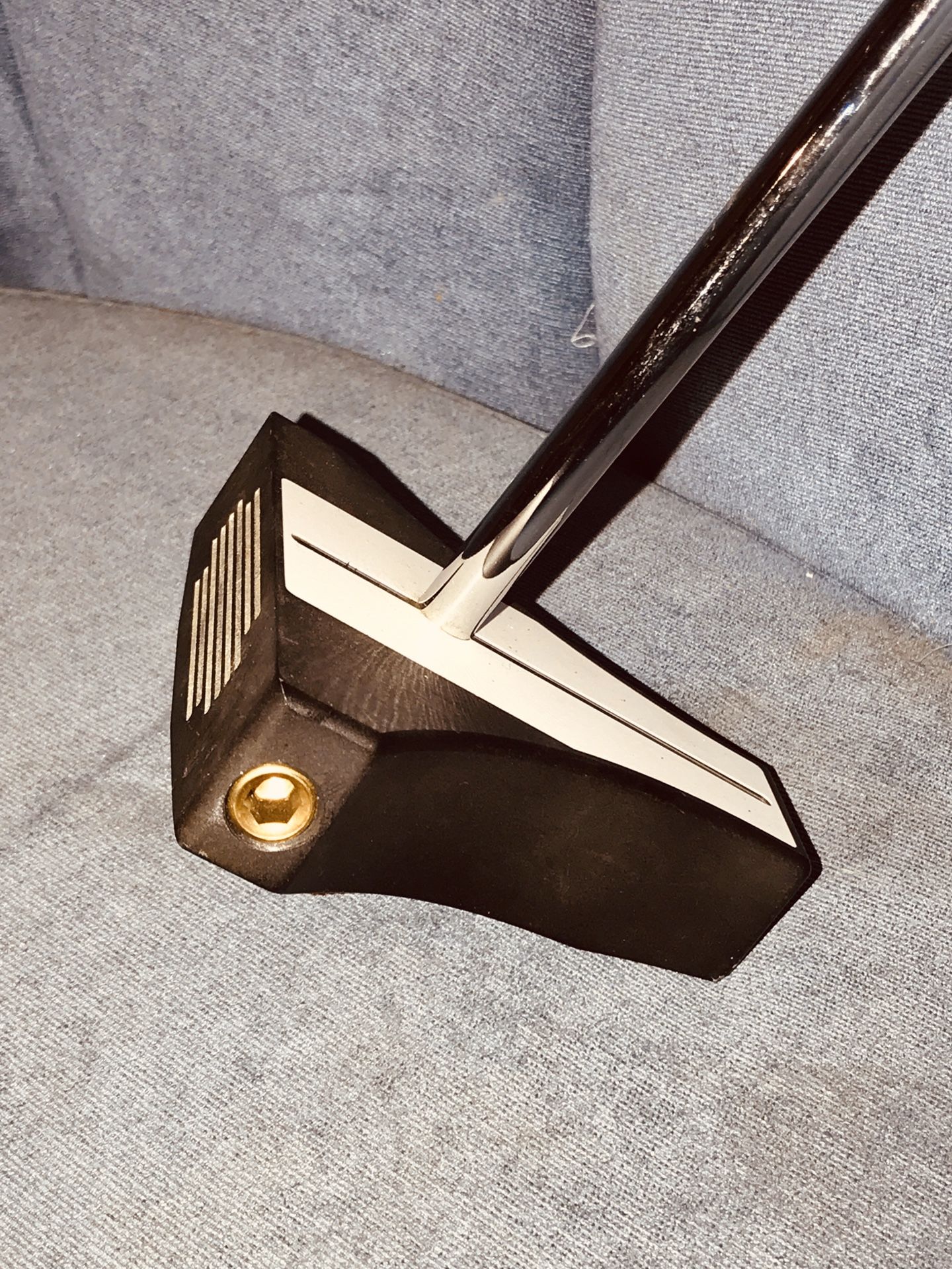 JUAN PUTT 49” Side-saddle golf putter