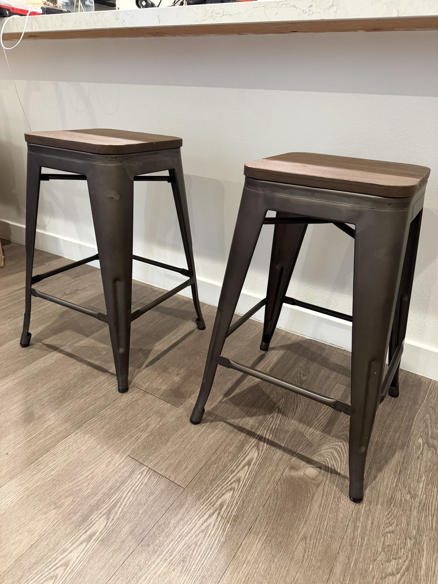 Set Of 2 Counter Barstools